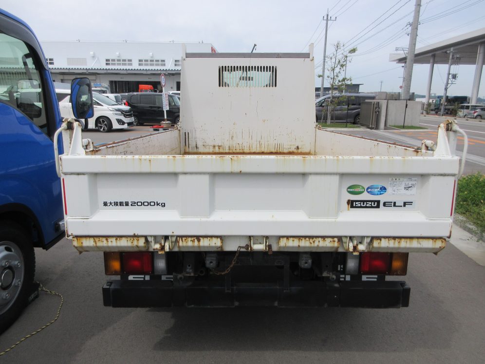 ２tダンプ